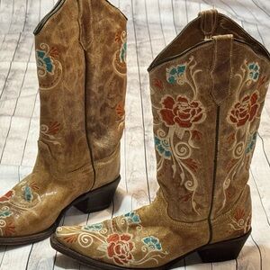 Circle G Tan and Red Heeled Boots with Floral Embroidery